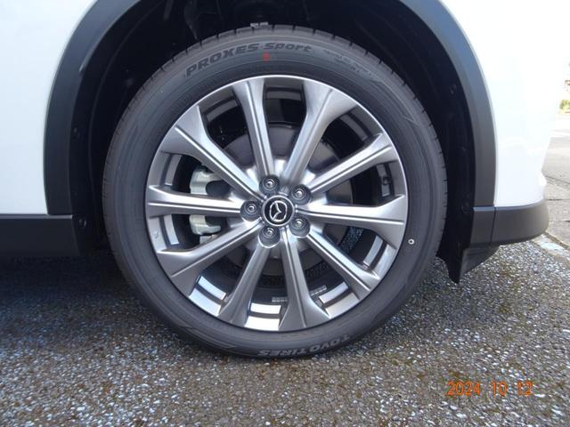 CX-80 XD Lパッケージ 試乗車UP 6人乗り BOSEサウンド 全周囲カメラ クリアランスソナー オートクルーズコントロール パワーシート 衝突被害軽減システム サンルーフ LEDヘッドランプ 電動リアゲート アルミホイール(14枚目)