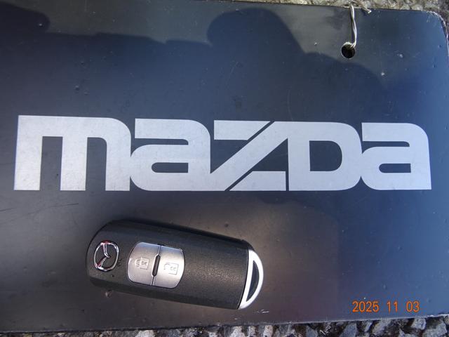 デミオ １３Ｓツーリング　ＣＤ／ＤＶＤプレイヤー＋地上デジタルＴＶチューナー（フルセグ）　セーフティパッケージ　セーフティクルーズパッケージ（27枚目）