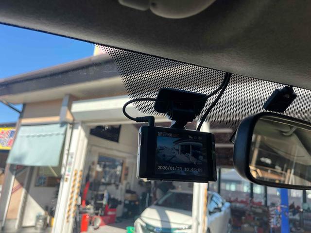 ハイエースバン ロングスーパーＧＬ　ドライブレコーダー　ＥＴＣ　ナビ　ＴＶ　クリアランスソナー　両側スライドドア　キーレスエントリー　ＡＴ　ＣＤ　ＤＶＤ再生　エアコン　パワーステアリング　パワーウィンドウ（10枚目）