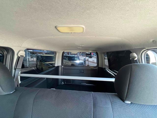 ハイエースバン ロングスーパーＧＬ　ドライブレコーダー　ＥＴＣ　ナビ　ＴＶ　クリアランスソナー　両側スライドドア　キーレスエントリー　ＡＴ　ＣＤ　ＤＶＤ再生　エアコン　パワーステアリング　パワーウィンドウ（29枚目）