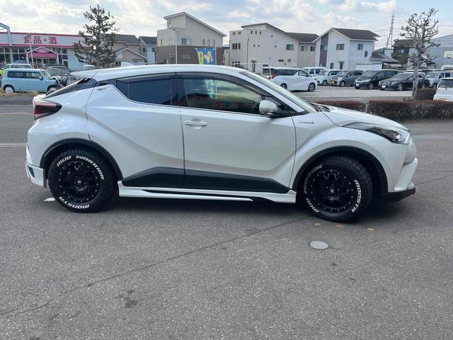 Ｃ－ＨＲ Ｇ　ドライブレコーダー　ＥＴＣ　バックカメラ　クリアランスソナー　オートクルーズコントロール　レーンアシスト　衝突被害軽減システム　ＴＶ　オートマチックハイビーム　スマートキー　アイドリングストップ（14枚目）