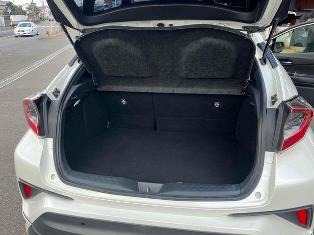 Ｃ－ＨＲ Ｇ　ドライブレコーダー　ＥＴＣ　バックカメラ　クリアランスソナー　オートクルーズコントロール　レーンアシスト　衝突被害軽減システム　ＴＶ　オートマチックハイビーム　スマートキー　アイドリングストップ（19枚目）