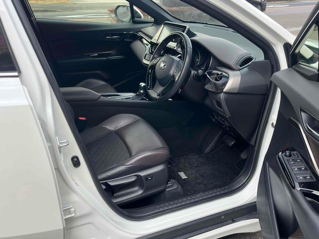 Ｃ－ＨＲ Ｇ　ドライブレコーダー　ＥＴＣ　バックカメラ　クリアランスソナー　オートクルーズコントロール　レーンアシスト　衝突被害軽減システム　ＴＶ　オートマチックハイビーム　スマートキー　アイドリングストップ（42枚目）