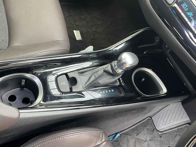 Ｃ－ＨＲ Ｇ　ドライブレコーダー　ＥＴＣ　バックカメラ　クリアランスソナー　オートクルーズコントロール　レーンアシスト　衝突被害軽減システム　ＴＶ　オートマチックハイビーム　スマートキー　アイドリングストップ（46枚目）