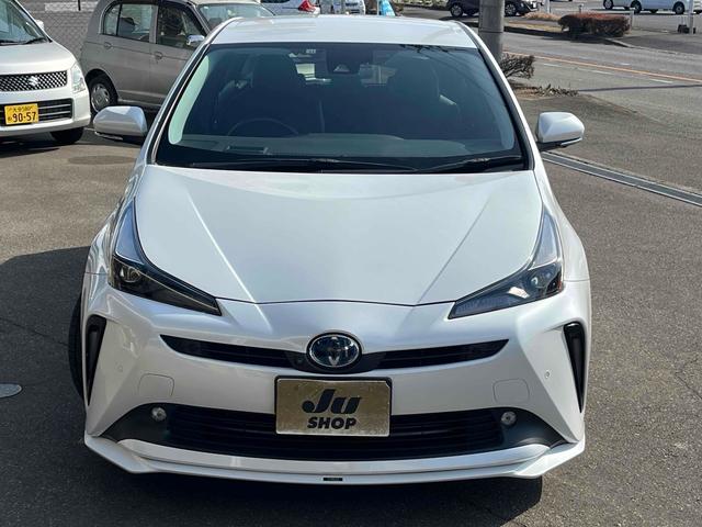 プリウス Ａツーリングセレクション・ブラックエディション　ＥＴＣ　クリアランスソナー　レーンアシスト　オートクルーズコントロール　パークアシスト　衝突被害軽減システム　全周囲カメラ　ナビ　ＴＶ　アルミホイール　オートマチックハイビーム　オートライト（12枚目）