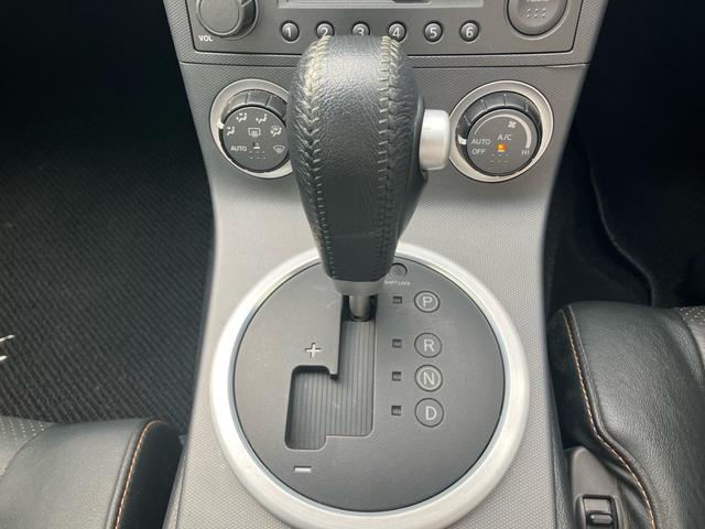 フェアレディＺ バージョンＴ　黒皮シート　シートヒーター　ＣＤチェンジャー　カセット　ＢＯＳＥ　パワーシート（23枚目）