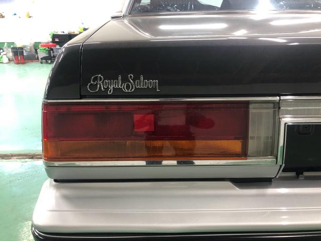 クラウン ロイヤルサルーン　同色全塗装済　希少２ドアハードアップ（16枚目）