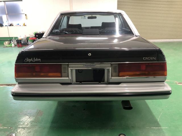 クラウン ロイヤルサルーン　同色全塗装済　希少２ドアハードアップ（17枚目）