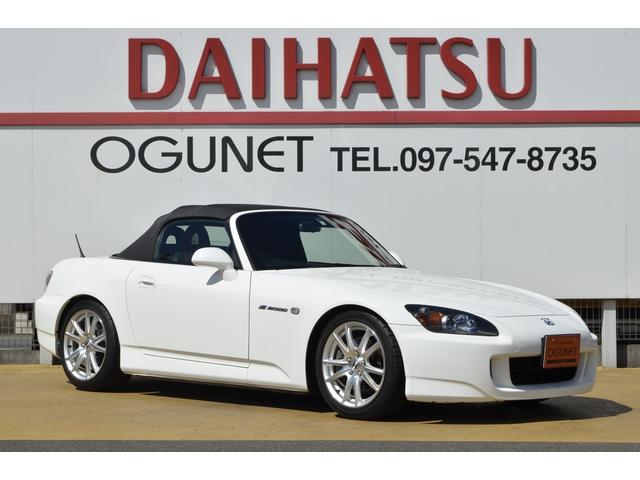 Ｓ２０００ ベースグレード　１３５型高根沢最終モデル　走行距離５６，０００Ｋｍ　６速ミッション車　ＲＳＲＴｉ２０００ダウンサス　ＡＢＡ－ＡＰ１ー１７インチ純正ホイール　Ｊ’ｓレーシングマフラー　赤黒コンビレザーシート（6枚目）