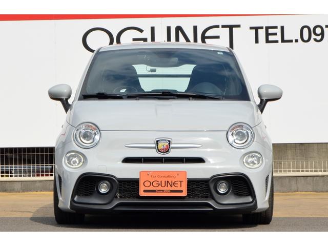 アバルト595 ベースグレード 左ハンドル レコードモンツァ ブレンボブレーキ Bカメラ レイズCE28 16インチ ラルグス車高調 リアタワーバー カーボンテールレンズガーニッシュ 自動防眩ミラー 純正ディスプレイオーディオ(8枚目)