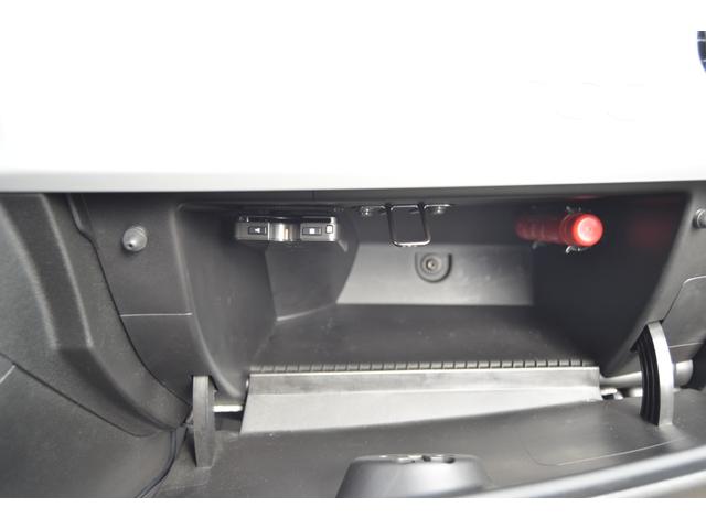 アバルト595 ベースグレード 左ハンドル レコードモンツァ ブレンボブレーキ Bカメラ レイズCE28 16インチ ラルグス車高調 リアタワーバー カーボンテールレンズガーニッシュ 自動防眩ミラー 純正ディスプレイオーディオ(14枚目)