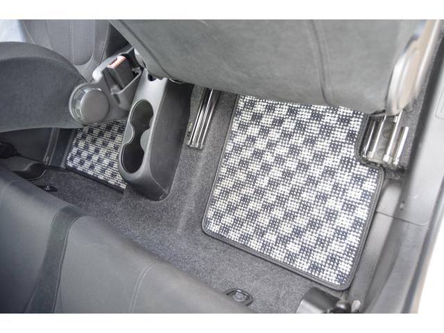 アバルト595 ベースグレード 左ハンドル レコードモンツァ ブレンボブレーキ Bカメラ レイズCE28 16インチ ラルグス車高調 リアタワーバー カーボンテールレンズガーニッシュ 自動防眩ミラー 純正ディスプレイオーディオ(22枚目)