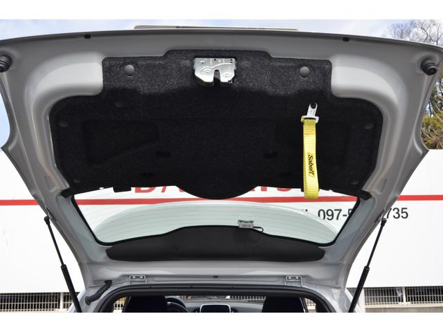 アバルト595 ベースグレード 左ハンドル レコードモンツァ ブレンボブレーキ Bカメラ レイズCE28 16インチ ラルグス車高調 リアタワーバー カーボンテールレンズガーニッシュ 自動防眩ミラー 純正ディスプレイオーディオ(24枚目)