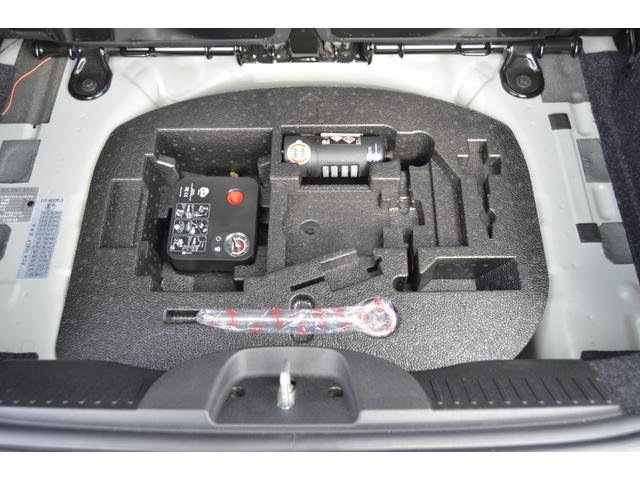 アバルト595 ベースグレード 左ハンドル レコードモンツァ ブレンボブレーキ Bカメラ レイズCE28 16インチ ラルグス車高調 リアタワーバー カーボンテールレンズガーニッシュ 自動防眩ミラー 純正ディスプレイオーディオ(25枚目)