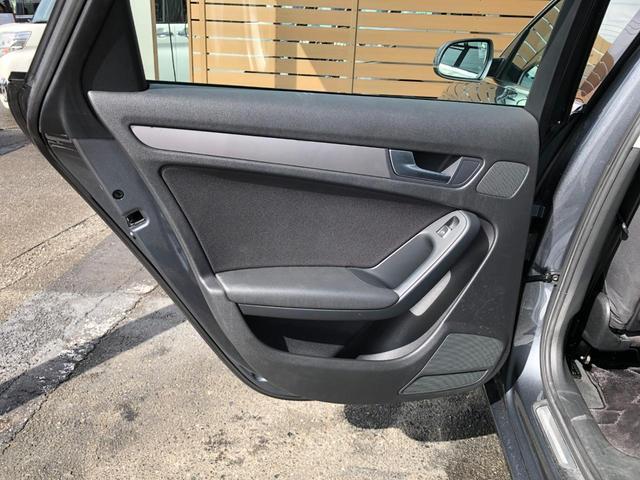 Ａ４ ２．０ＴＦＳＩ　／ナビ　フルセグＴＶ　バックカメラ　Ｂｌｕｅｔｏｏｔｈ　ＤＶＤ再生　オートキセノンライト　パワーシート　シートヒーター　衝突軽減ブレーキ　ブラインドスポット　アダプティブクルーズコントロール（29枚目）
