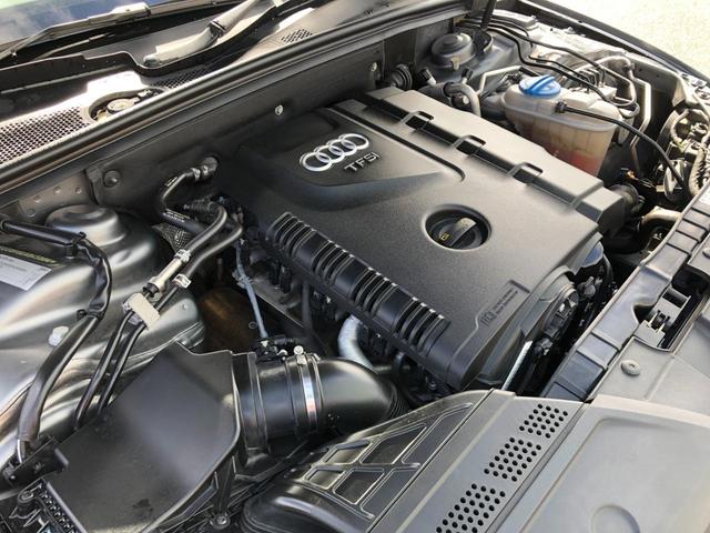 Ａ４ ２．０ＴＦＳＩ　／ナビ　フルセグＴＶ　バックカメラ　Ｂｌｕｅｔｏｏｔｈ　ＤＶＤ再生　オートキセノンライト　パワーシート　シートヒーター　衝突軽減ブレーキ　ブラインドスポット　アダプティブクルーズコントロール（45枚目）