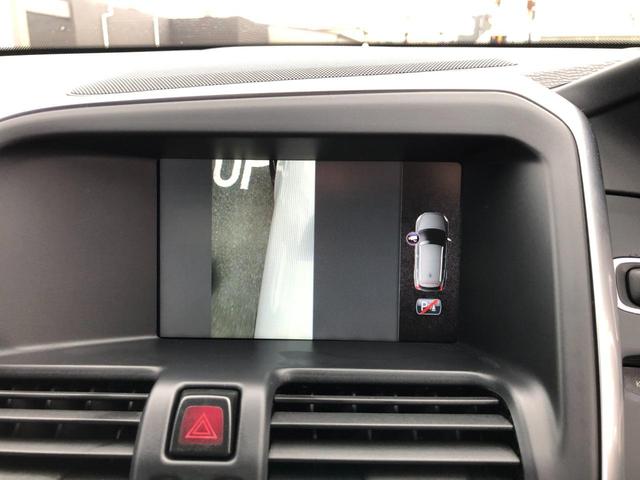 ＸＣ６０ Ｔ５　Ｒデザイン　／ナビ　フルセグＴＶ　バックカメラ　Ｂｌｕｅｔｏｏｔｈオーディオ　革シート　パワーシート　シートヒーター　オートキセノンライト　衝突軽減ブレーキ　アダプティブクルーズ　ブラインドスポット（13枚目）