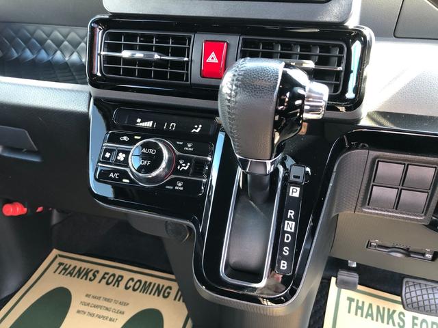 タント カスタムＲＳ　／ナビ　フルセグＴＶ　バックカメラ　Ｂｌｕｅｔｏｏｔｈ　オートＬＥＤヘッドライト　両側パワースライド　スマートキー　ハーフレザー　ＥＴＣ　衝突軽減ブレーキ　前後ソナー　踏み間違い防止（14枚目）