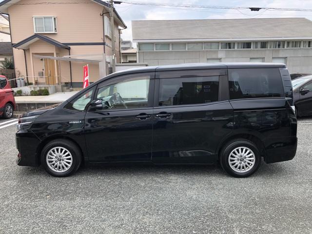 ヴォクシー ハイブリッドV /ナビ フルセグTV バックカメラ フリップダウンモニター Bluetoothオーディオ 両側パワースライド オートLEDヘッドライト クルーズコントロール スマートキー ETC シートヒーター(29枚目)