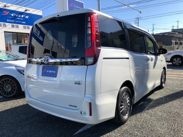 TOYOTA ESQUIRE HYBRID GI