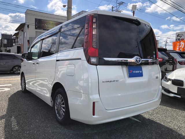 TOYOTA ESQUIRE HYBRID GI