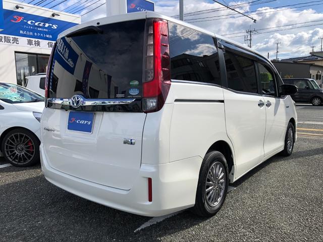 TOYOTA ESQUIRE HYBRID GI