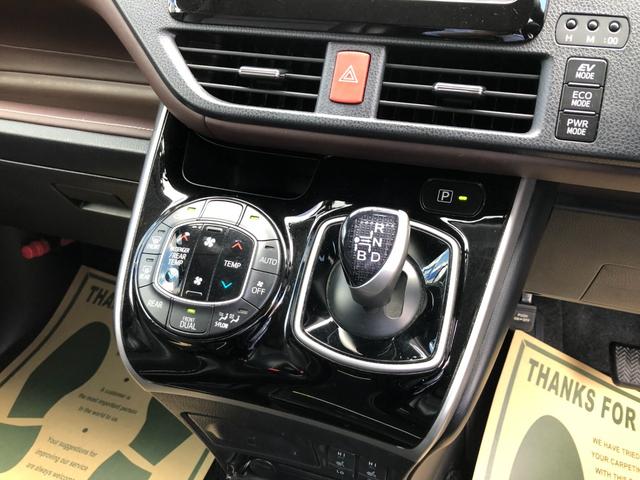 TOYOTA ESQUIRE HYBRID GI