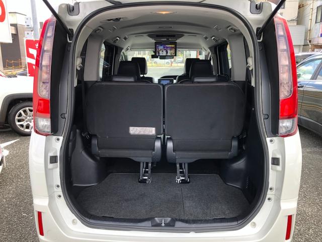 TOYOTA ESQUIRE HYBRID GI