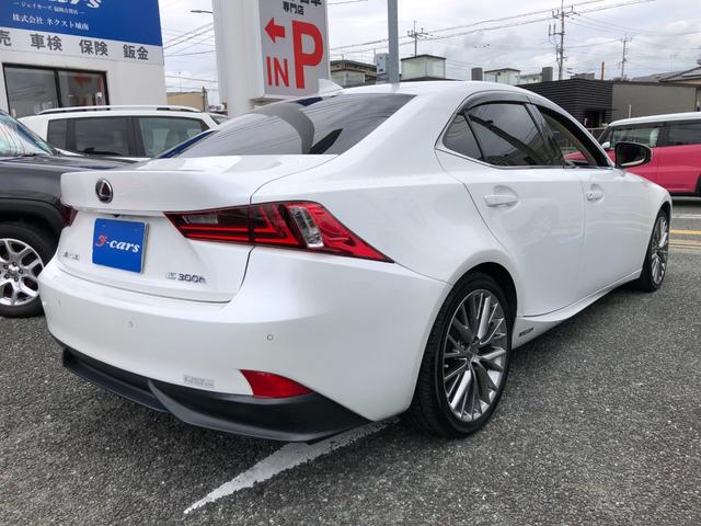 ☆整備工場☆　当社は国が認める整備工場を保有しております。車両点検後、調子の悪い箇所や作動しない箇所がございましたら、しっかり修理した上でご納車させて頂きますのでご安心下さい。