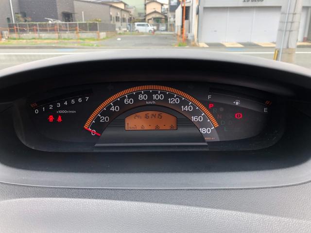 フリード Ｇ　ジャストセレクション　／ナビＴＶ　バックカメラ　両側パワースライド　オートキセノンライト　ＥＴＣ　２列目ウォークスルー　７人乗り　ワンオーナー　禁煙車（11枚目）