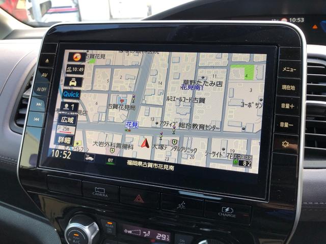 セレナ ｅ－パワー　ハイウェイスターＶ　／プロパイロット　１０インチナビ　アラウンドビューモニター　Ｂｌｕｅｔｏｏｔｈ　フリップダウンモニター　オートＬＥＤヘッドライト　衝突軽減　前後ソナー　踏み間違い防止　ブラインドスポット　禁煙車（12枚目）