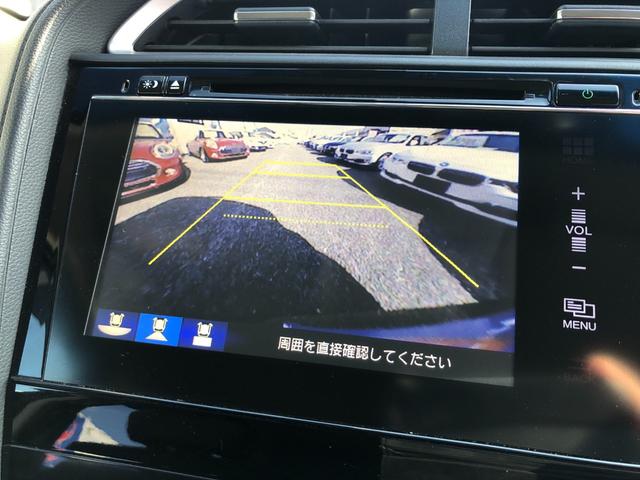 ☆バックカメラ☆　便利なバックカメラで安全確認もできます♪駐車が苦手な方にもオススメな便利装備です♪