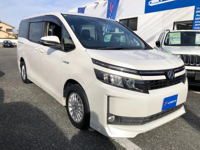 ヴォクシー ハイブリッドＶ　／１０インチナビ　バックカメラ　１２インチフリップダウンモニター　両側パワースライド　オートＬＥＤヘッドライト　シートヒーター　スマートキー　ＥＴＣ　Ｂｌｕｅｔｏｏｔｈオーディオ　クルーズコントロール（7枚目）