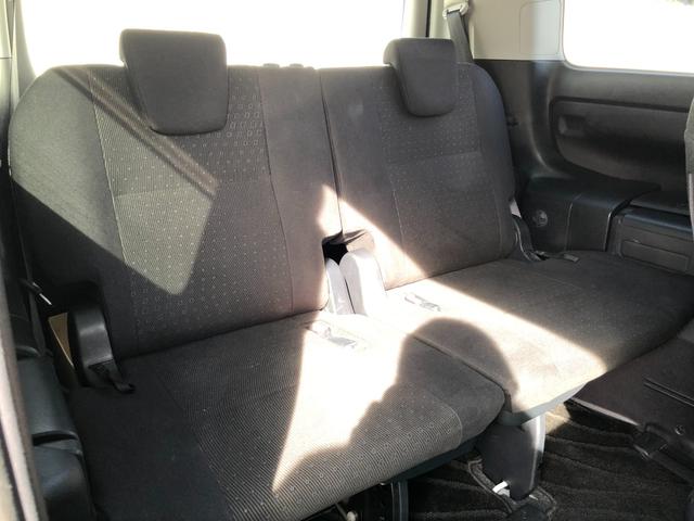 ヴォクシー ハイブリッドＶ　／１０インチナビ　バックカメラ　１２インチフリップダウンモニター　両側パワースライド　オートＬＥＤヘッドライト　シートヒーター　スマートキー　ＥＴＣ　Ｂｌｕｅｔｏｏｔｈオーディオ　クルーズコントロール（21枚目）