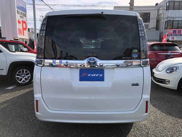 ヴォクシー ハイブリッドＶ　／１０インチナビ　バックカメラ　１２インチフリップダウンモニター　両側パワースライド　オートＬＥＤヘッドライト　シートヒーター　スマートキー　ＥＴＣ　Ｂｌｕｅｔｏｏｔｈオーディオ　クルーズコントロール（39枚目）