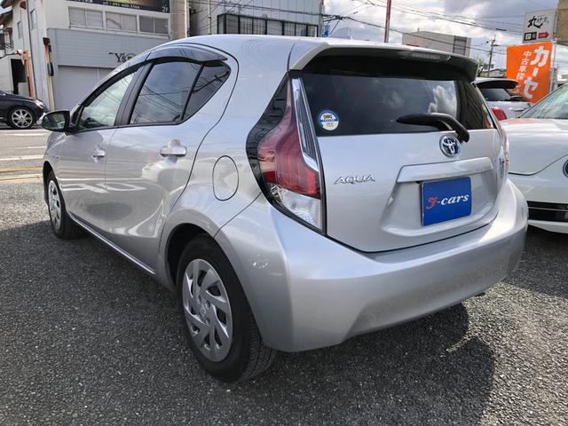 アクア Ｇ　／トヨタセーフティセンス　９インチナビ　フルセグＴＶ　バックカメラ　Ｂｌｕｅｔｏｏｔｈ　ＤＶＤ再生　オートＬＥＤヘッドライト　クルーズコントロール　シートヒーター　スマートキー　衝突軽減ブレーキ（8枚目）