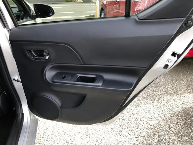 アクア Ｇ　／トヨタセーフティセンス　９インチナビ　フルセグＴＶ　バックカメラ　Ｂｌｕｅｔｏｏｔｈ　ＤＶＤ再生　オートＬＥＤヘッドライト　クルーズコントロール　シートヒーター　スマートキー　衝突軽減ブレーキ（30枚目）