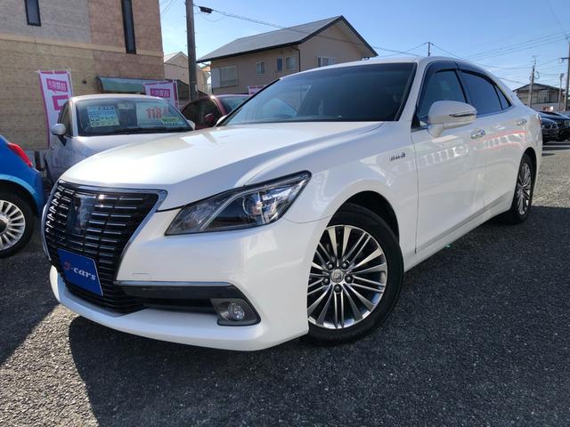 クラウンハイブリッド ロイヤルサルーン　ブラックスタイル　／ナビ　フルセグＴＶ　バックカメラ　Ｂｌｕｅｔｏｏｔｈオーディオ対応　パワーシート　シートヒーター　オートＬＥＤヘッドライト　クルーズコントロール　スマートキー　衝突軽減ブレーキ（43枚目）