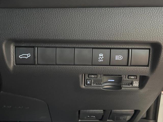 ハリアー Ｇ　禁煙車　レーダークルーズコントロール　ブラインドスポットモニター　デジタルインナーミラー１２．３型ディスプレイオーディオ　バックカメラ　純正革巻きステアリング　純正１８インチアルミ　パワーシート（36枚目）