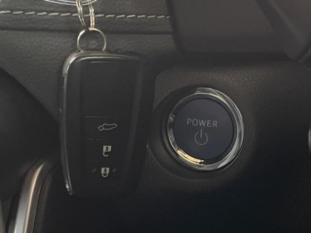 ＲＡＶ４ ハイブリッドＧ　禁煙車　純正９インチナビ　バックカメラ　セーフティセンス　レーダークルーズ　ブラインドスポットモニター　デジタルインナーミラー　パワーバックドア　シートヒーター　純正１８インチアルミ　ＥＴＣ（25枚目）