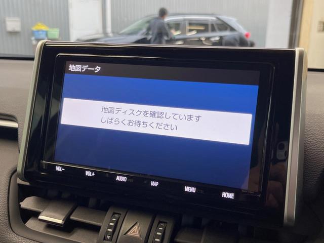 ＲＡＶ４ ハイブリッドＧ　禁煙車　純正９インチナビ　バックカメラ　セーフティセンス　レーダークルーズ　ブラインドスポットモニター　デジタルインナーミラー　パワーバックドア　シートヒーター　純正１８インチアルミ　ＥＴＣ（26枚目）