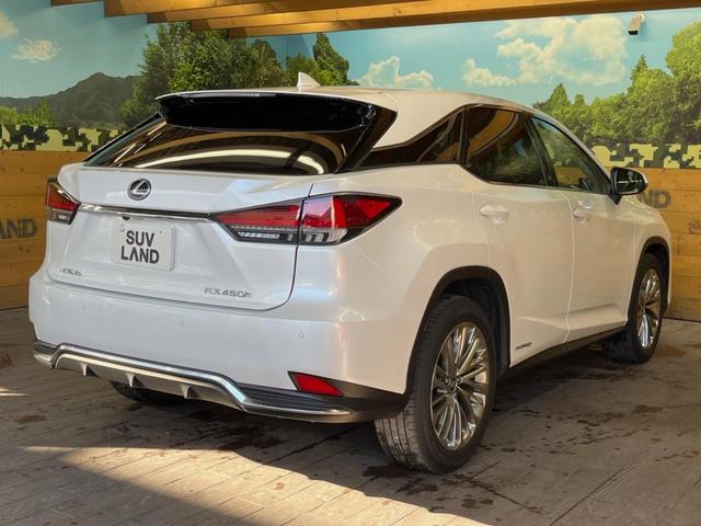 ＲＸ ＲＸ４５０ｈ　バージョンＬ　禁煙車　サンルーフ　１２．３インチメーカーナビ　全周囲カメラ　プリクラッシュセーフティ　レーダークルーズ　ブラインドスポットモニター　全席シートヒーター　メモリー機能付きパワーシート　ＬＥＤヘッド（17枚目）