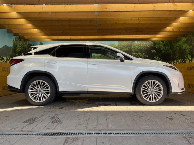 ＲＸ ＲＸ４５０ｈ　バージョンＬ　禁煙車　サンルーフ　１２．３インチメーカーナビ　全周囲カメラ　プリクラッシュセーフティ　レーダークルーズ　ブラインドスポットモニター　全席シートヒーター　メモリー機能付きパワーシート　ＬＥＤヘッド（55枚目）