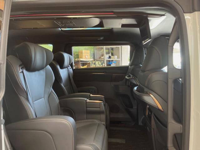 アルファード Z 純正14インチナビ モデリスタエアロ ガラスルーフ 全周囲カメラ トヨタセーフティセンス 両側電動スライド フリップダウンモニター 3眼LEDヘッド 合皮シート シートベンチレーション(43枚目)