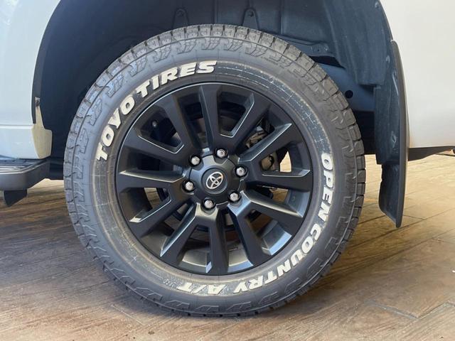 ランドクルーザープラド ＴＸ　Ｌパッケージ　マットブラックエディション　禁煙車　ＢＩＧ－Ｘ９インチナビ　サンルーフ　バックカメラ　パワーシート　レーダークルーズコントロール　革シート　デュアルオートエアコン　シートエアコン　ルーフレール　セーフティセンス　１８インチアルミ（23枚目）
