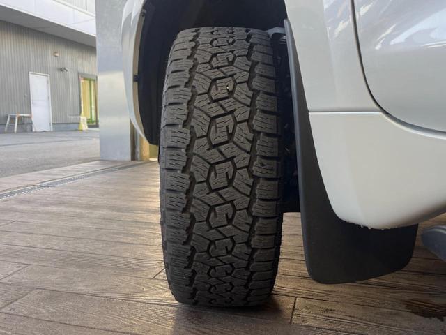 ランドクルーザープラド ＴＸ　Ｌパッケージ　マットブラックエディション　禁煙車　ＢＩＧ－Ｘ９インチナビ　サンルーフ　バックカメラ　パワーシート　レーダークルーズコントロール　革シート　デュアルオートエアコン　シートエアコン　ルーフレール　セーフティセンス　１８インチアルミ（24枚目）