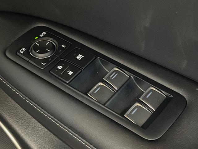 ＲＸ ＲＸ４５０ｈ　バージョンＬ　サンルーフ　１２．３インチメーカーナビ　全周囲カメラ　プリクラッシュセーフティ　レーダークルーズ　ブラインドスポットモニター　禁煙車　黒革シート　シートベンチレーション　シーケンシャルターンランプ（22枚目）