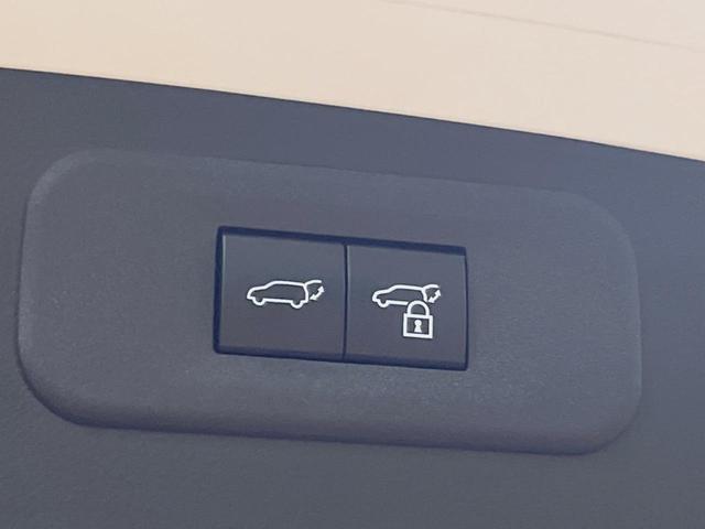 ＮＸ ＮＸ３５０ｈ　Ｆスポーツ　サンルーフ　１４型ディスプレイオーディオ　全周囲カメラ　レーダークルーズ　パワーシート　パワーバックドア　シートベンチレーション　シートメモリー　三眼ＬＥＤヘッド　ＥＴＣ　ブラインドスポットモニター（9枚目）