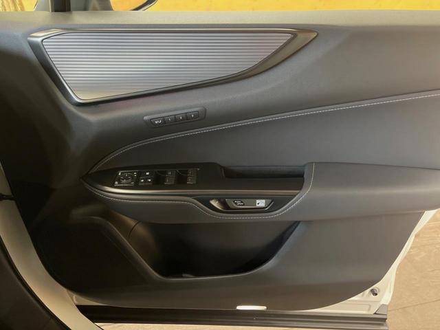 ＮＸ ＮＸ３５０ｈ　Ｆスポーツ　サンルーフ　１４型ディスプレイオーディオ　全周囲カメラ　レーダークルーズ　パワーシート　パワーバックドア　シートベンチレーション　シートメモリー　三眼ＬＥＤヘッド　ＥＴＣ　ブラインドスポットモニター（33枚目）