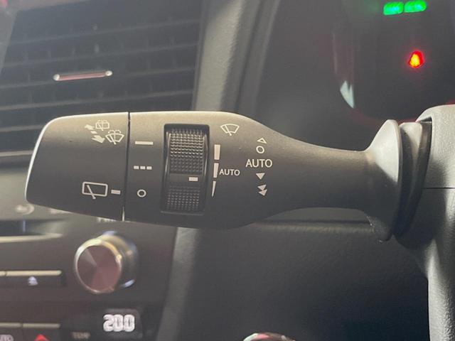 ＲＸ ＲＸ２００ｔ　Ｆスポーツ　サンルーフ　禁煙車　純正１２．３型ナビ　バックカメラ　レーダークルーズ　パワーバックドア　シートベンチレーション　三眼ＬＥＤヘッド　ＥＴＣ　パワーシート　赤革シート　ブラインドスポットモニター（39枚目）